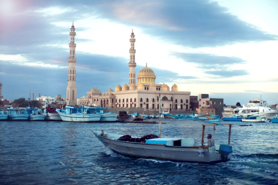 Discover Hurghada at night – Private city tour